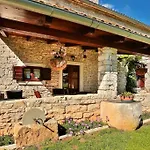 Vila Edera By Istrialux